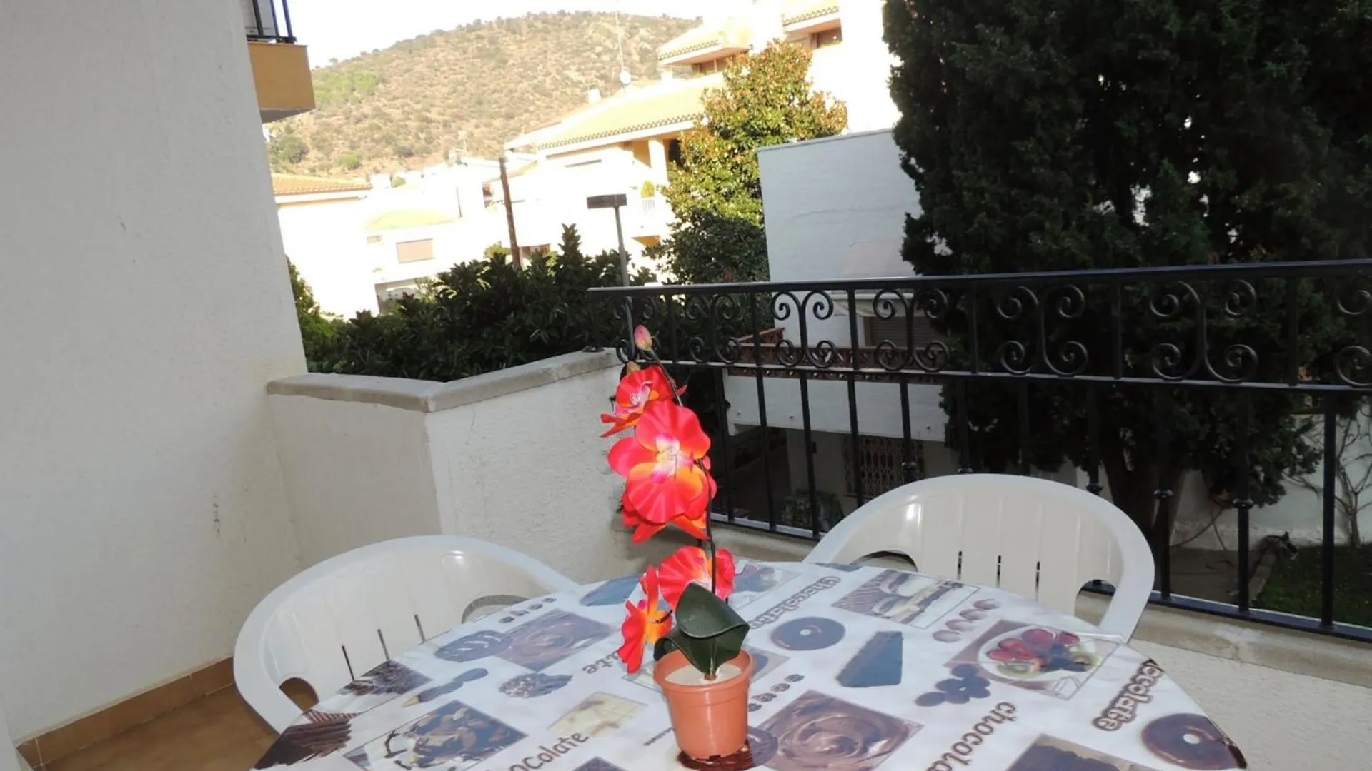 Cozy Apartment With Furniture Rosas España
